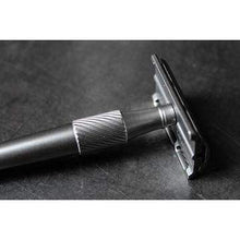 Load image into Gallery viewer, Hollywood Palm CNC Safety Razor
